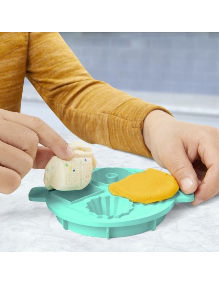 MASAS Y PLASTILINAS PLAY-DOH KITCHEN CREATIONS BATIDORA MÁGICA