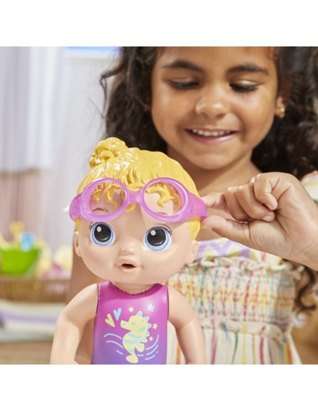MUÑECA BABY ALIVE SUNNY LA NADADORA PELO RUBIO