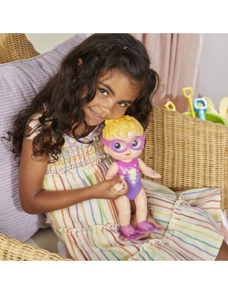 MUÑECA BABY ALIVE SUNNY LA NADADORA PELO RUBIO