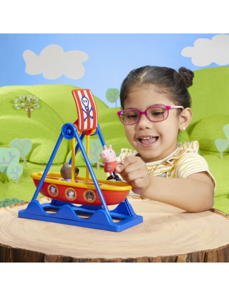 MUÑECA PEPPA PIG PEPPA EN EL BARCO PIRATA