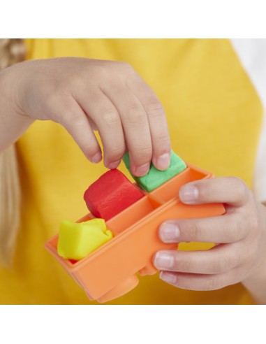 MASAS PLAY DOH KITCHEN CREATIONS LICUADORA DE BATIDOS COLORIDOS