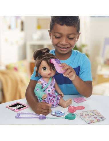 MUÑECA BABY ALIVE BELLA VISITA MÉDICA CABELLO CASTAÑO