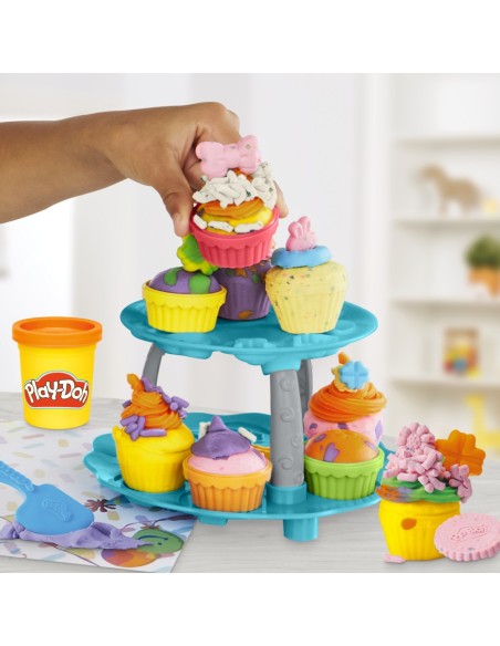SET DE MASA MOLDEABLE PLAY DOH LA TORRE DE PASTELITOS