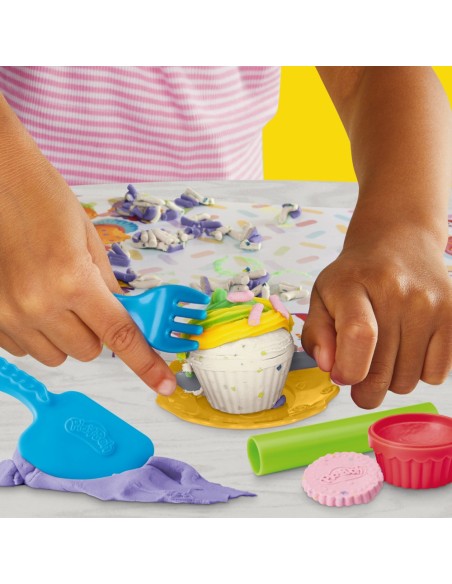 SET DE MASA MOLDEABLE PLAY DOH LA TORRE DE PASTELITOS