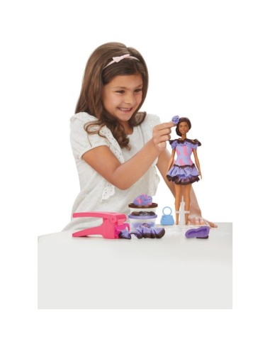 Play-Doh Barbie, Set de muñeca Volantes de modista